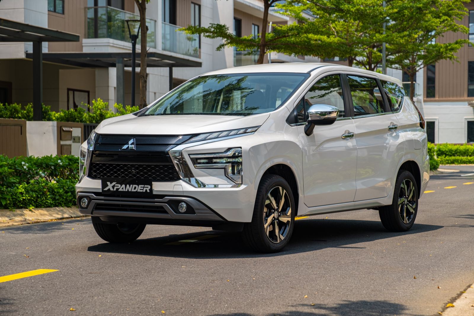 Mitsubishi Xpander màu Trắng