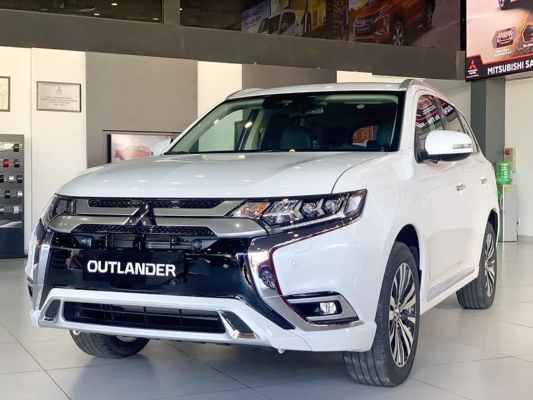 Mitsubishi Outlander 2022 phiên bản facelist