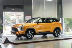 MITSUBISHI XFORCE 2025